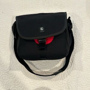 Crumple 5 million dollar home camera bag